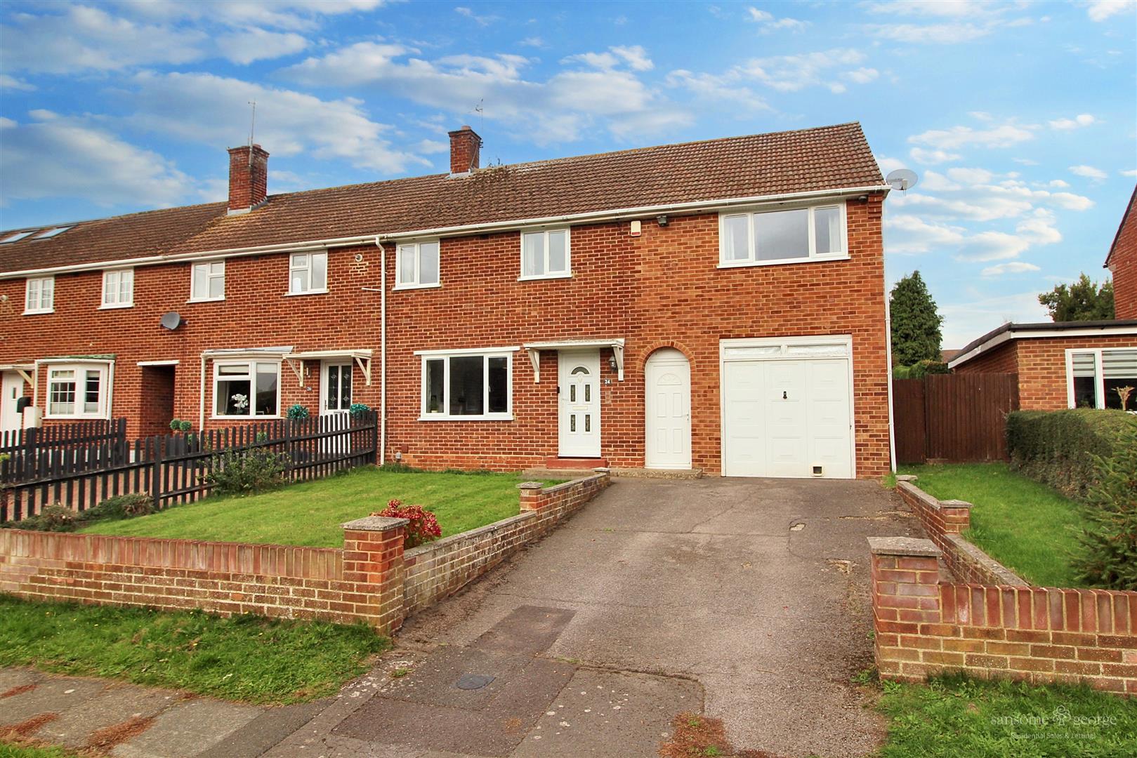 4 bed property in Ashampstead Road, Reading